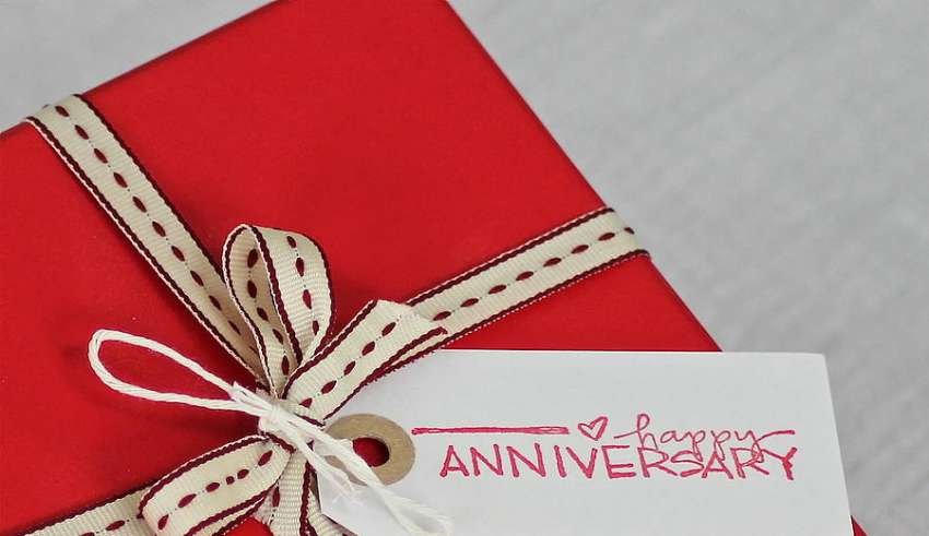 Four Fantastic 70th Wedding Anniversary Gift Ideas ...